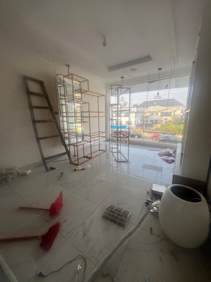 Shop Space Upstairs, Emmanuel Abimbola Cole, Lekki Phase 1, Lekki, Lagos, Shop for Rent