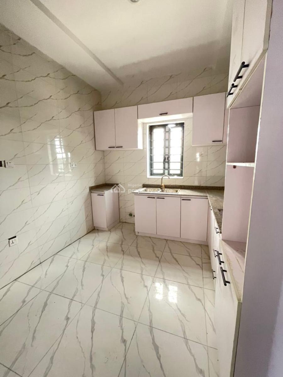 Well Spacious 2 Bedroom Apartment, Ikota, Lekki, Lagos, Flat / Apartment for Sale