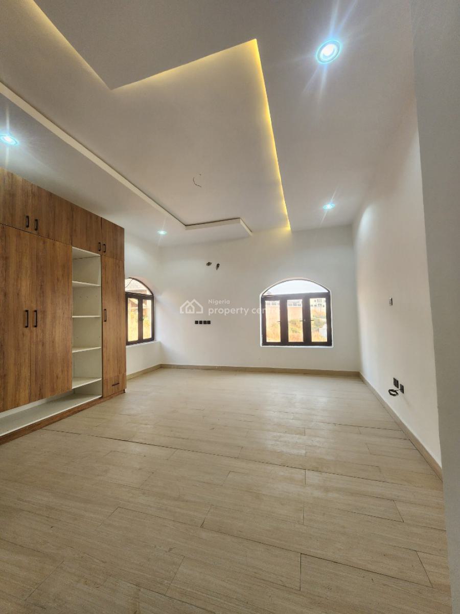 Beautifully Crafted/finished 5 Bedroom Semi-detached Duplex, Naf Valley Estate, Asokoro District, Abuja, Semi-detached Duplex for Sale