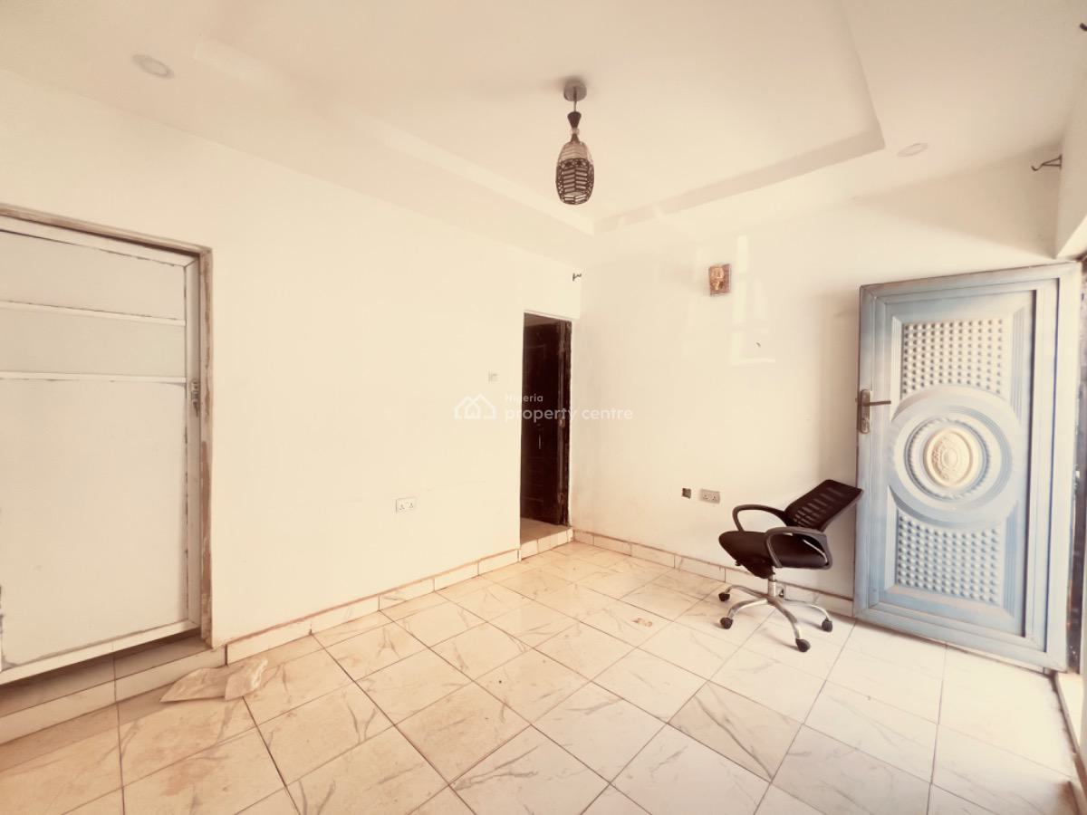 Clean Self Contain Apartment, By Lea Primary School, Apo, Abuja, Self Contain (single Rooms) for Rent