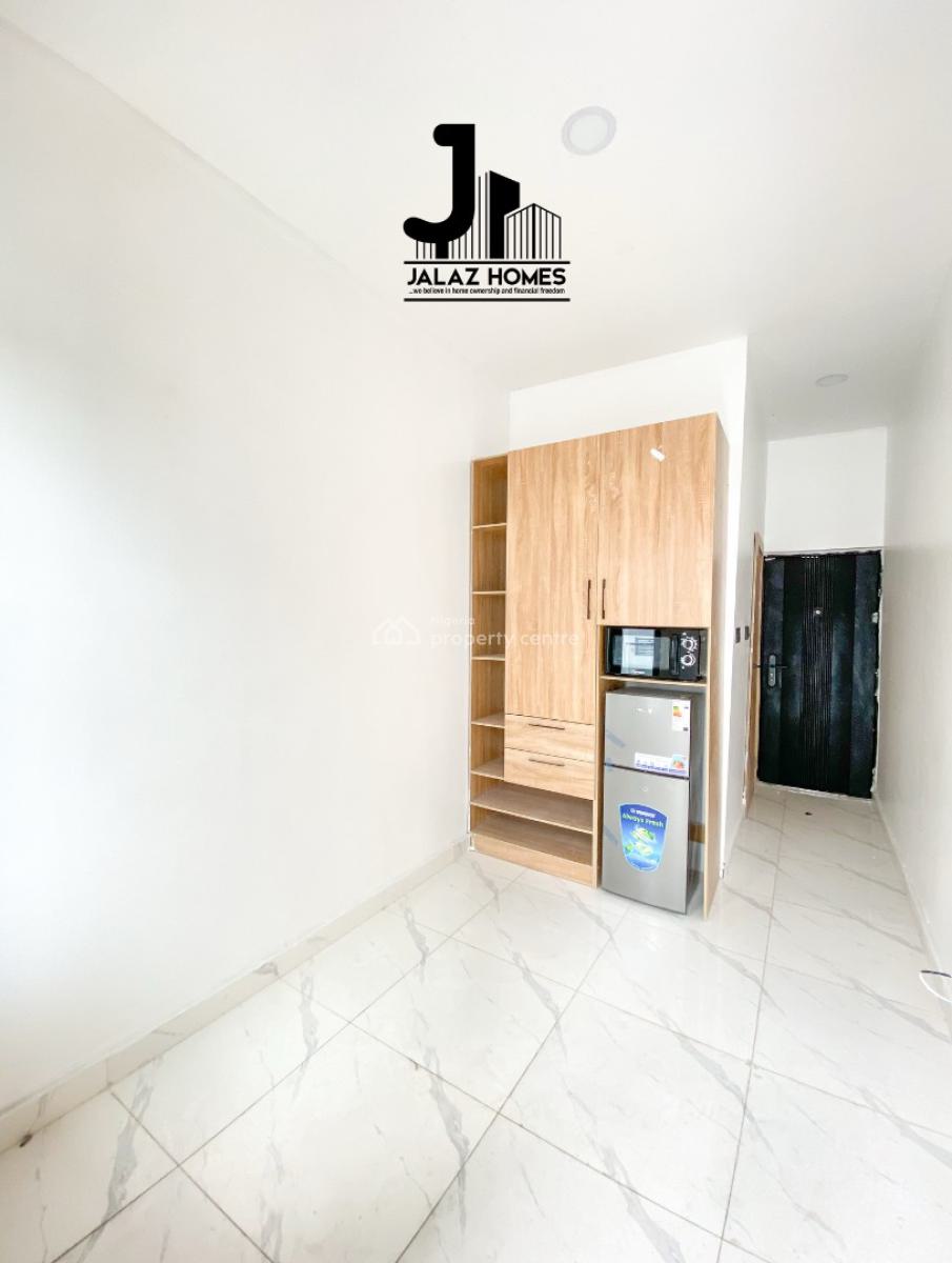 2 Bedroom Apartment, Lekki Phase 1, Lekki, Lagos, Flat / Apartment for Sale