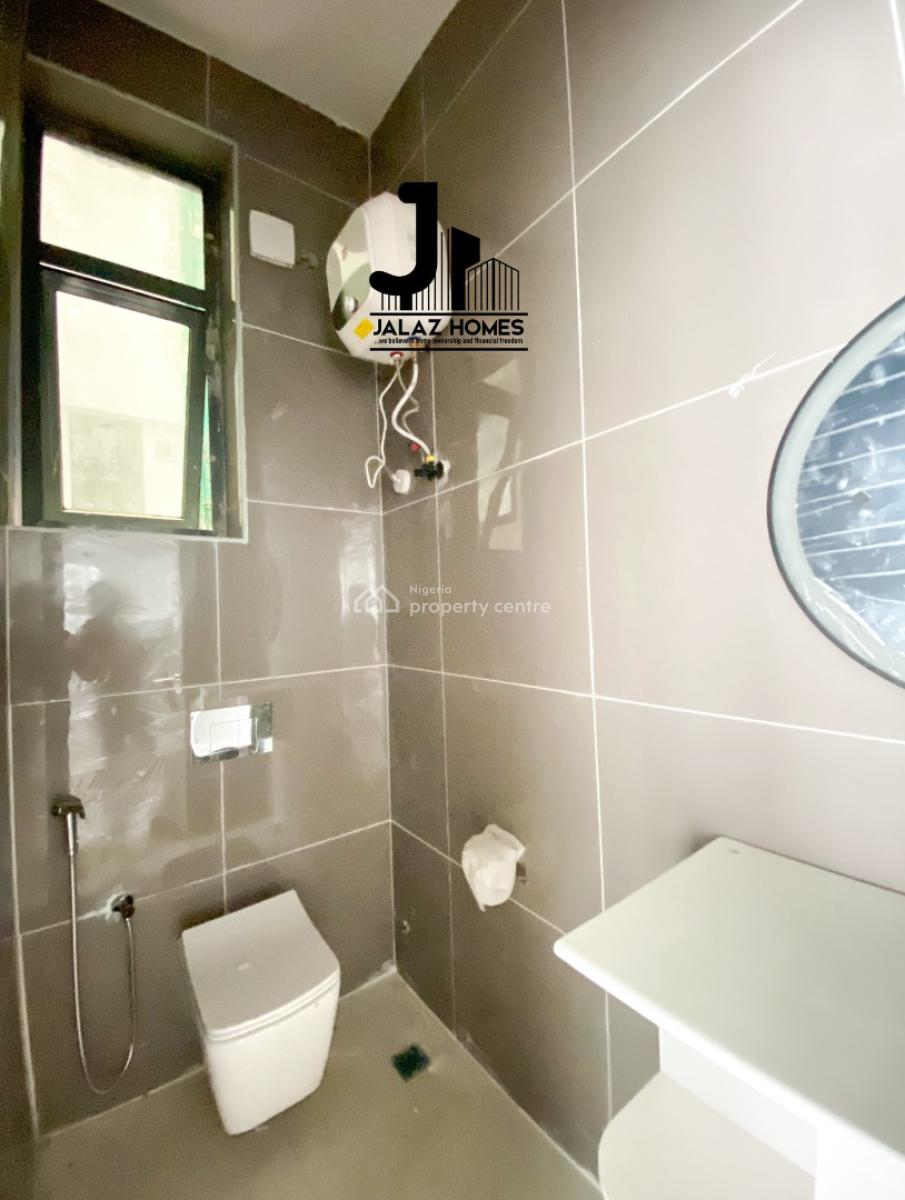 2 Bedroom Apartment, Lekki Phase 1, Lekki, Lagos, House for Sale