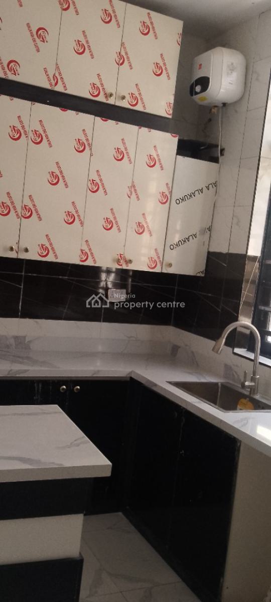 4 Bedroom Semi-detached Duplex with Bq, Ajah, Lagos, Semi-detached Duplex for Sale