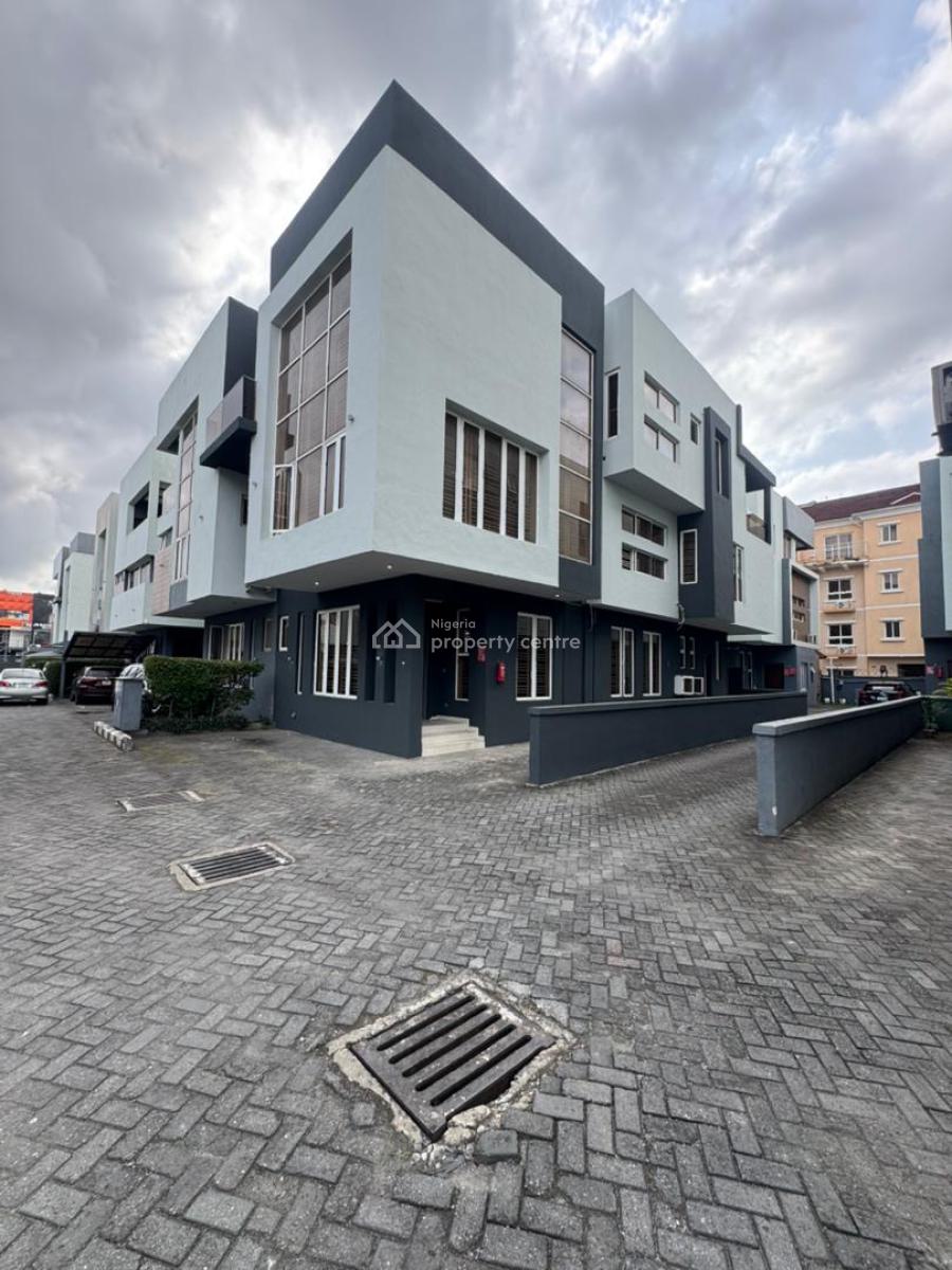 Spaciously Built 5 Bedroom Semi-detached Duplex with Bq, Osapa, Lekki, Lagos, Semi-detached Duplex for Sale