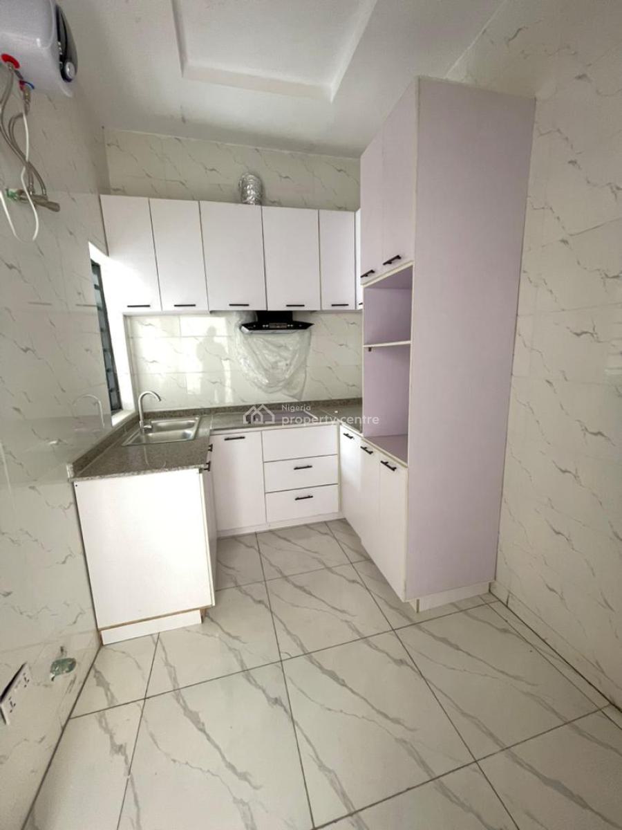 1 Bedroom Apartment, Ikota, Lekki, Lagos, Flat / Apartment for Sale