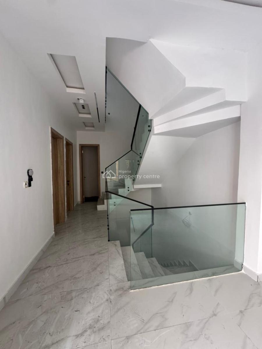 Beautiful 4 Bedroom Terrace Duplex with a Swimming Pool, Lekki Phase 1, Lekki, Lagos, Terraced Duplex for Sale