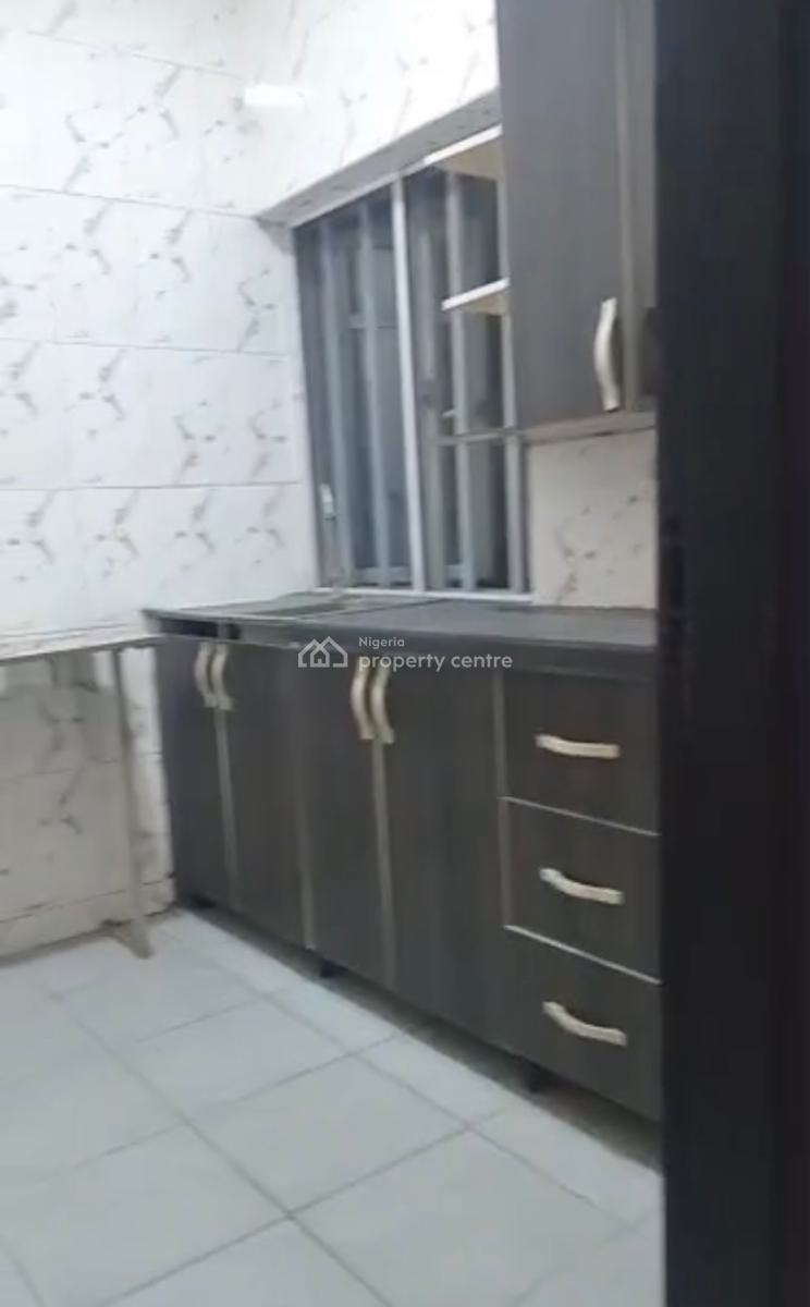 Luxury 2 Bedroom Apartment with an Inverter, Chevron, Lekki, Lagos, Flat / Apartment for Rent