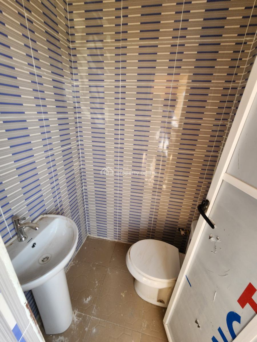 Luxury Two Bedroom Block of Flat, Dawaki, Gwarinpa, Abuja, Flat / Apartment for Rent