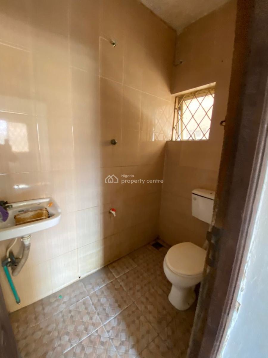 Very Sweet and Lovable Classic Unique Affordable 3 Bedroom, Amili Estate/ Coastal Road, Okun-ajah, Ajah, Lagos, Flat / Apartment for Rent