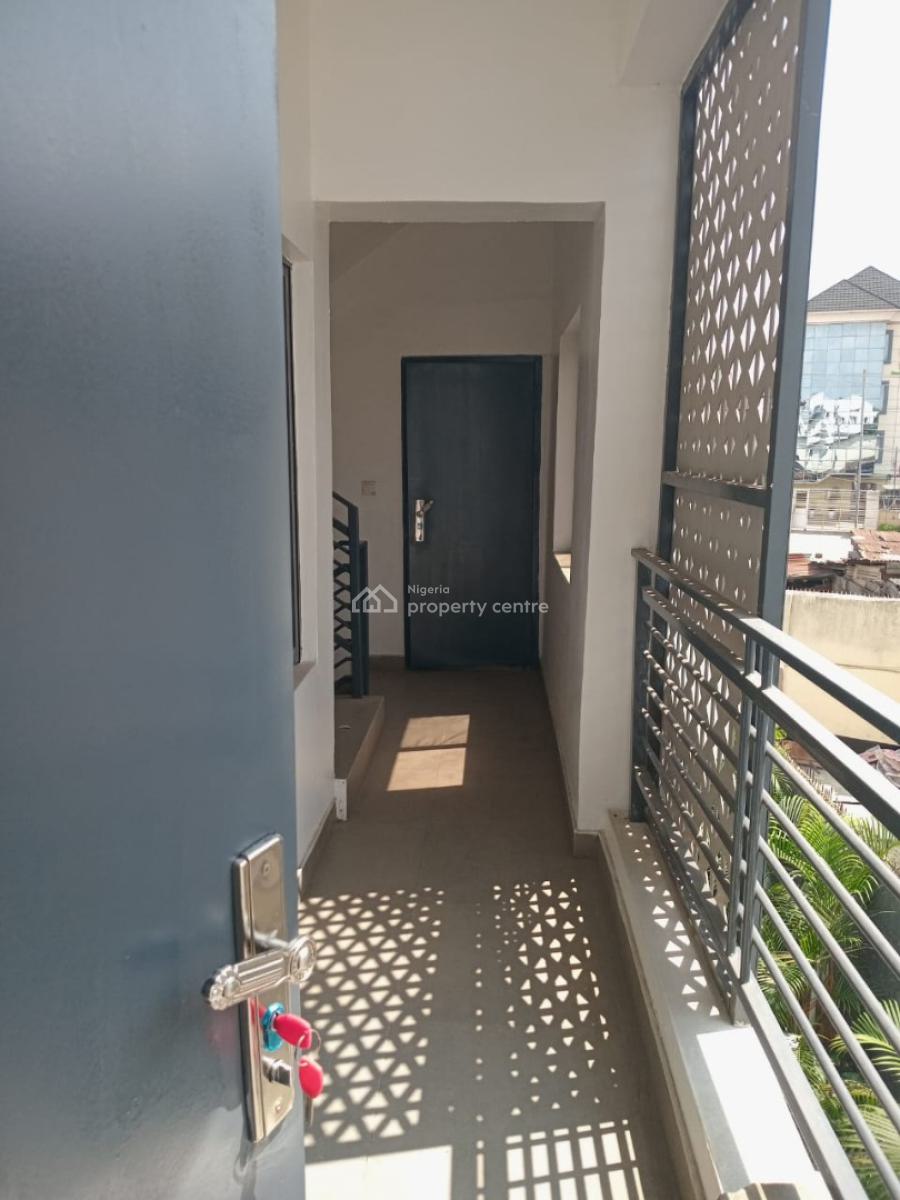 Block of 5 Flats, By Lagoon Hospital, Ikeja, Lagos, Flat / Apartment for Rent