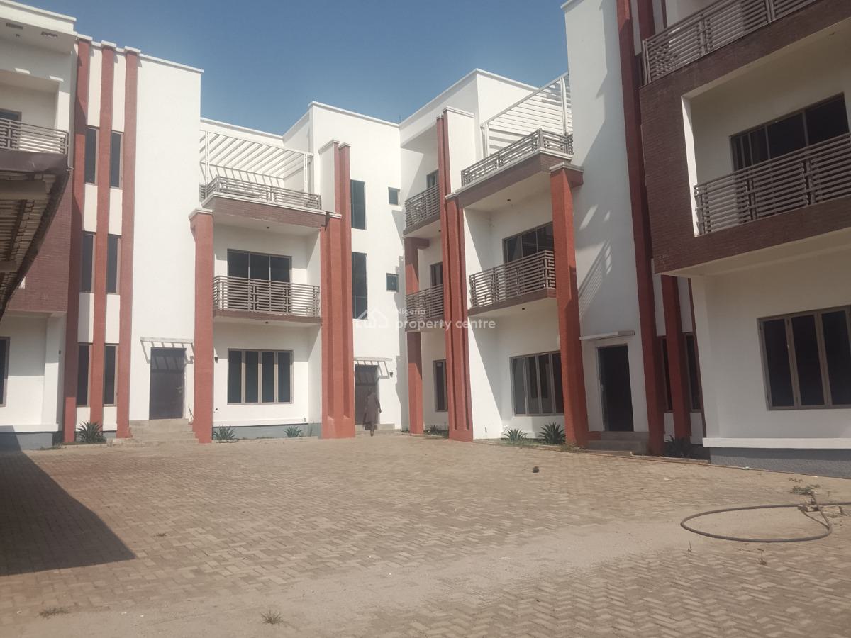 Sweet Three Bedrooms Flat, Gilmore, Jahi, Abuja, Flat / Apartment for Rent