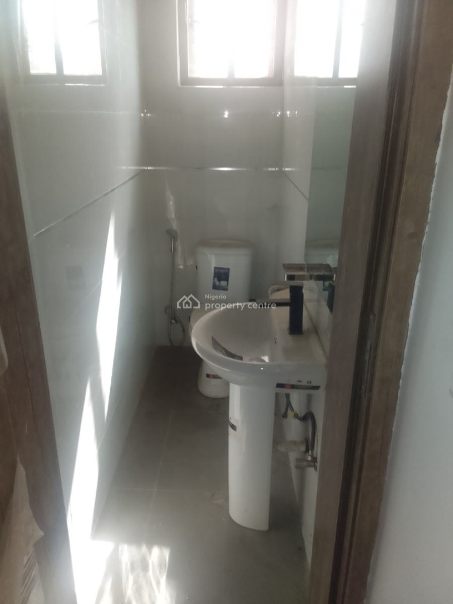 Sweet Three Bedrooms Flat, Gilmore, Jahi, Abuja, Flat / Apartment for Rent