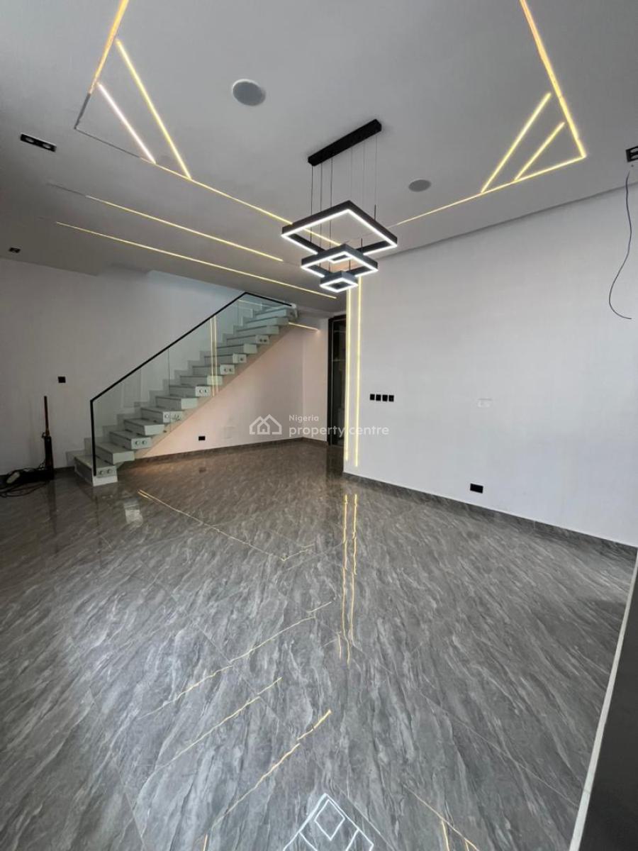 4 Bedrooms Semi Detached Duplex, Ikota, Lekki, Lagos, Semi-detached Duplex for Sale