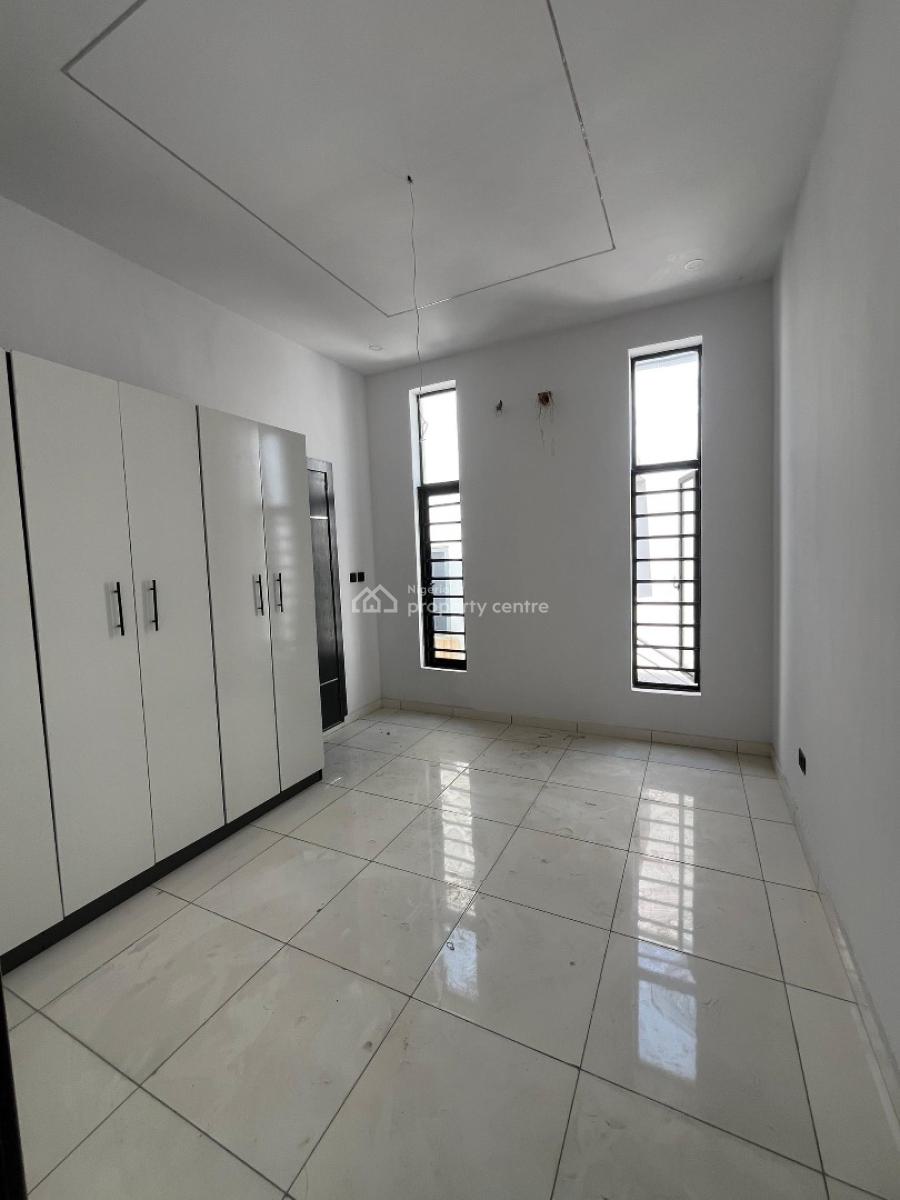 4 Bedrooms Semi Detached Duplex, Ikota, Lekki, Lagos, Semi-detached Duplex for Sale