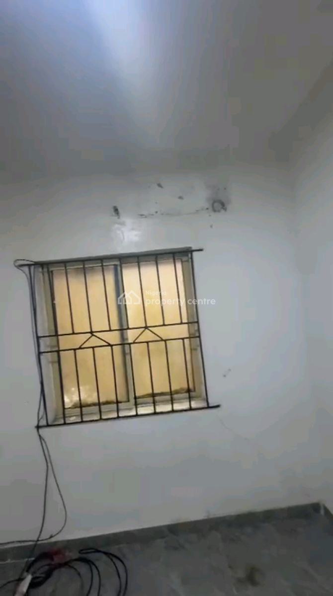 Decent Spacious Mini Flat Ground Floor, Soluyi, Gbagada, Lagos, Mini Flat (room and Parlour) for Rent