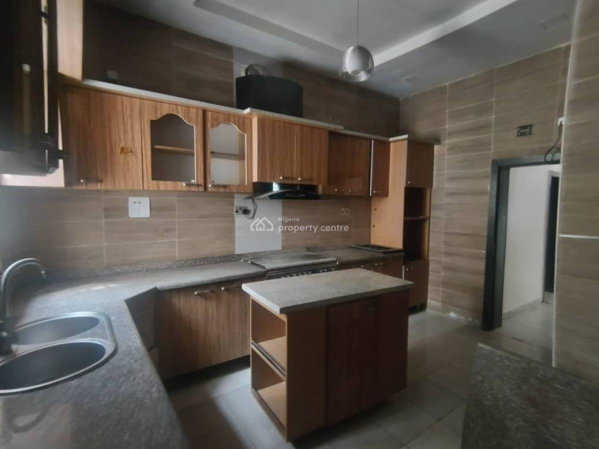 Newly Renovated 4 Bedrooms Semi Detached Duplex with Bq, Osapa, Lekki, Lagos, Semi-detached Duplex for Rent