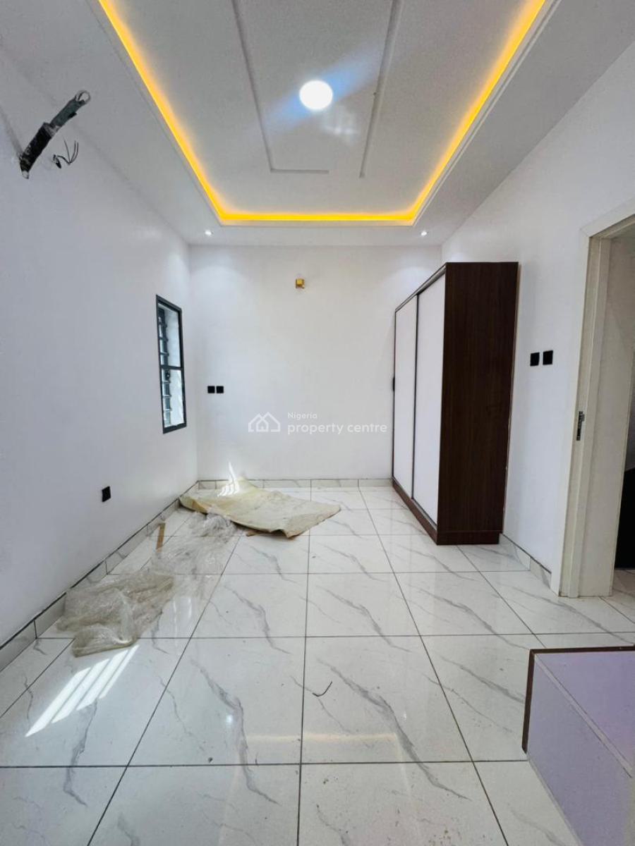 Premium 4-bedroom Semi-detached Duplex + Bq -- Luxury, Surulere, Lagos, Semi-detached Duplex for Sale