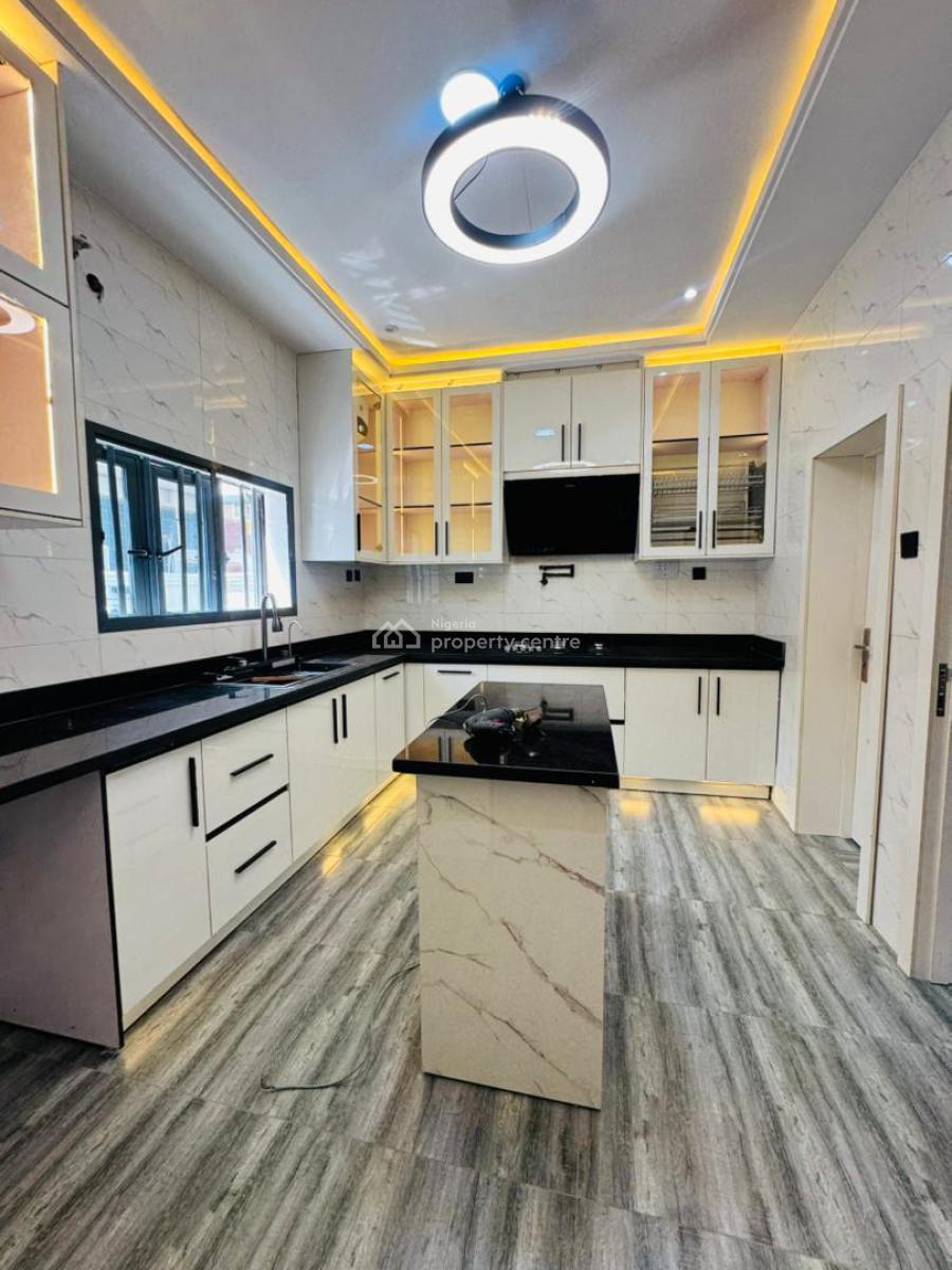 Premium 4-bedroom Semi-detached Duplex + Bq -- Luxury, Surulere, Lagos, Semi-detached Duplex for Sale