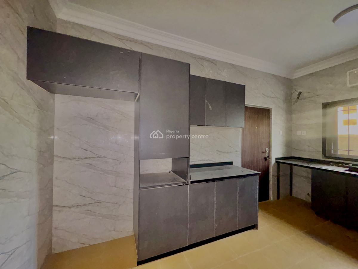 Fully Serviced 3 Bedroom Apartment, Lekki Phase 1, Lekki, Lagos, Flat / Apartment for Rent