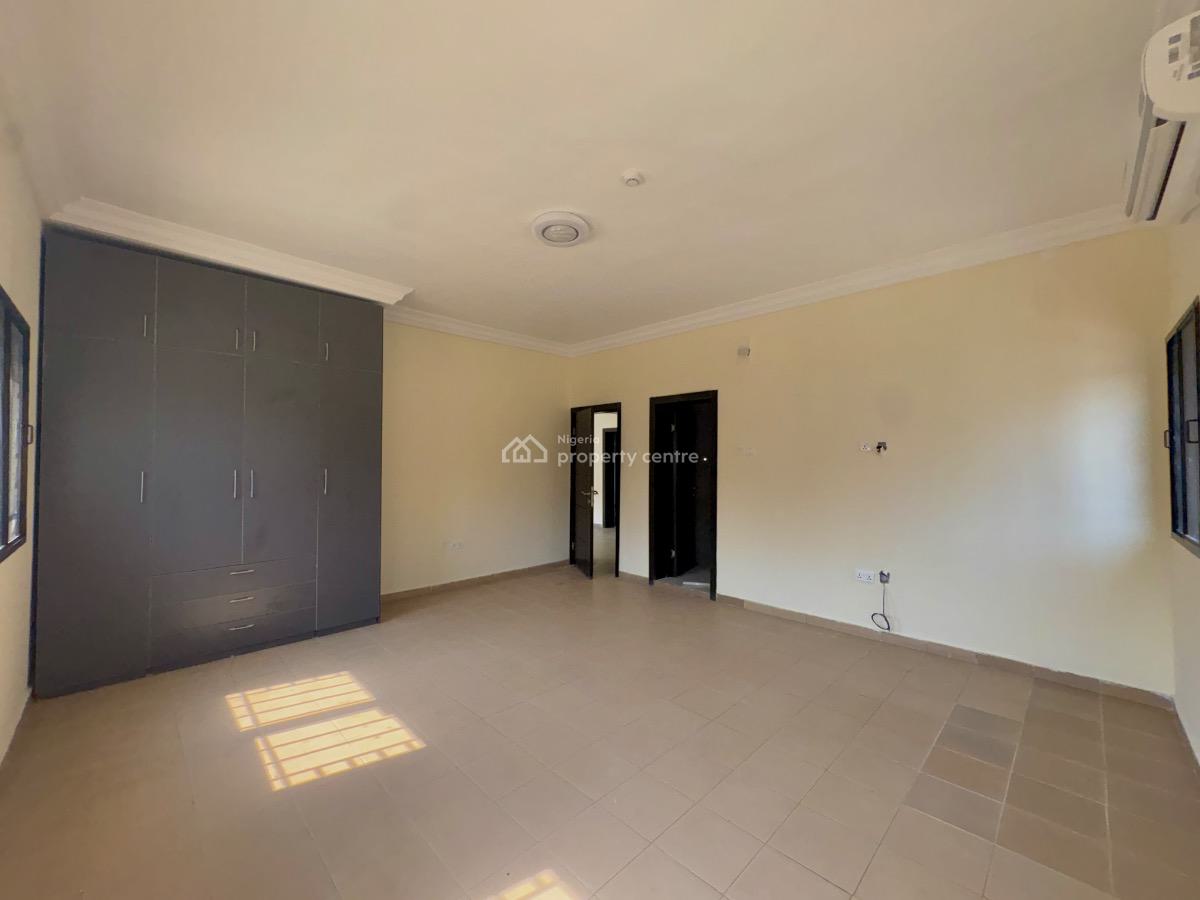 Fully Serviced 3 Bedroom Apartment, Lekki Phase 1, Lekki, Lagos, Flat / Apartment for Rent