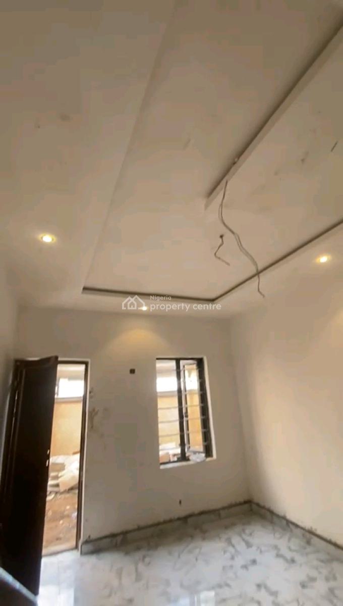 Newly Built Studio Apartment, Off Odunsi Street, Bariga, Shomolu, Lagos, Self Contain (single Rooms) for Rent