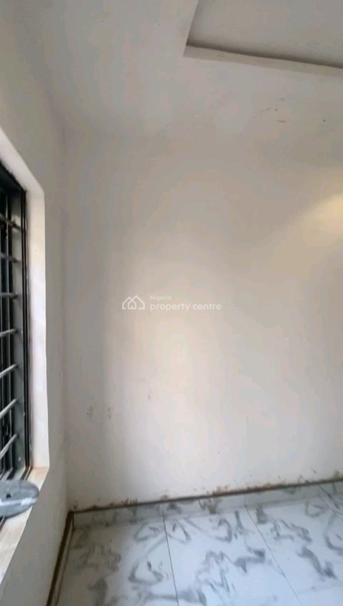 Newly Built Studio Apartment, Off Odunsi Street, Bariga, Shomolu, Lagos, Self Contain (single Rooms) for Rent