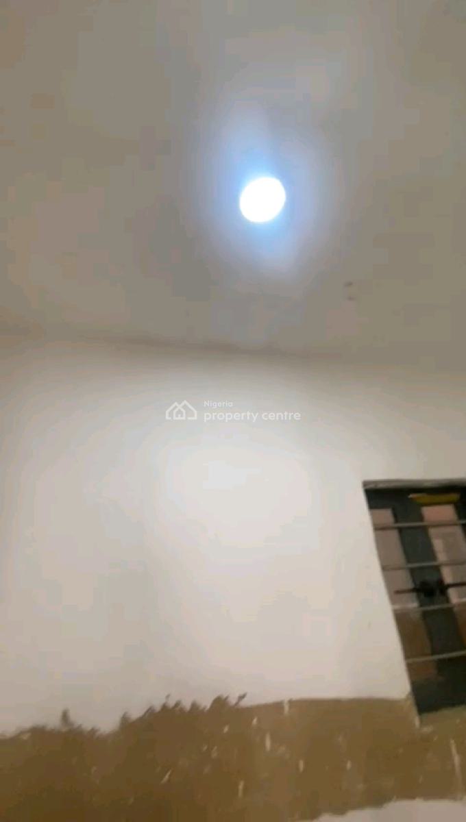 Newly Built Studio Apartment, Off Odunsi Street, Bariga, Shomolu, Lagos, Self Contain (single Rooms) for Rent