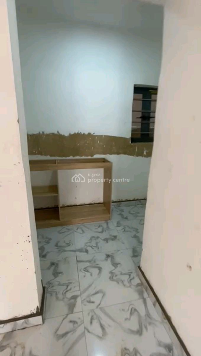 Newly Built Studio Apartment, Off Odunsi Street, Bariga, Shomolu, Lagos, Self Contain (single Rooms) for Rent