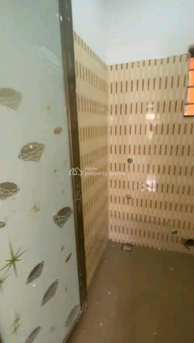 Newly Built Studio Apartment, Off Odunsi Street, Bariga, Shomolu, Lagos, Self Contain (single Rooms) for Rent