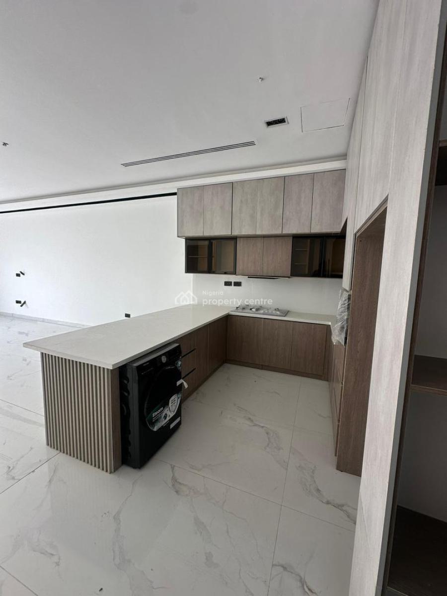 Beautiful 2 Bedroom Apartment with Modern Finishes, Lekki Phase 1, Lekki, Lagos, Flat / Apartment for Sale