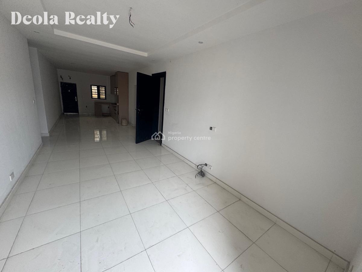 Modern 2 Bedroom Fully Serviced Apartment, Inside a Gated Estate, Ologolo, Lekki, Lagos, Flat / Apartment for Sale