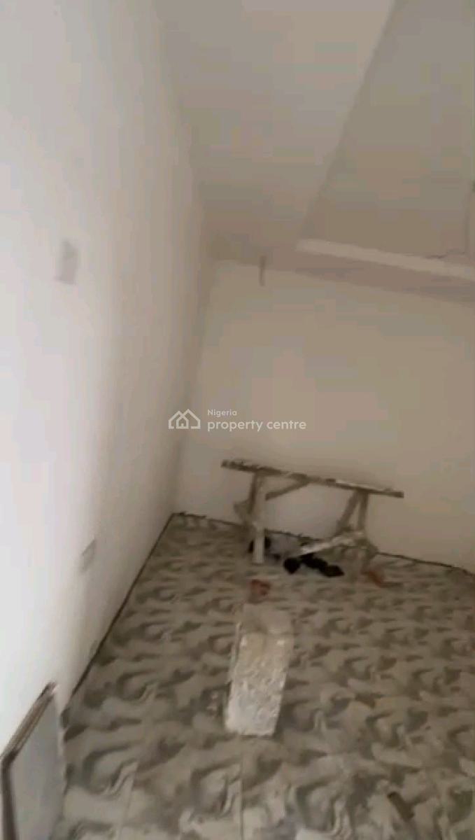 Newly Built Mini Upflat with 2t1b All Tilled with Kitchen Cabs, Ifako, Gbagada, Lagos, Mini Flat (room and Parlour) for Rent