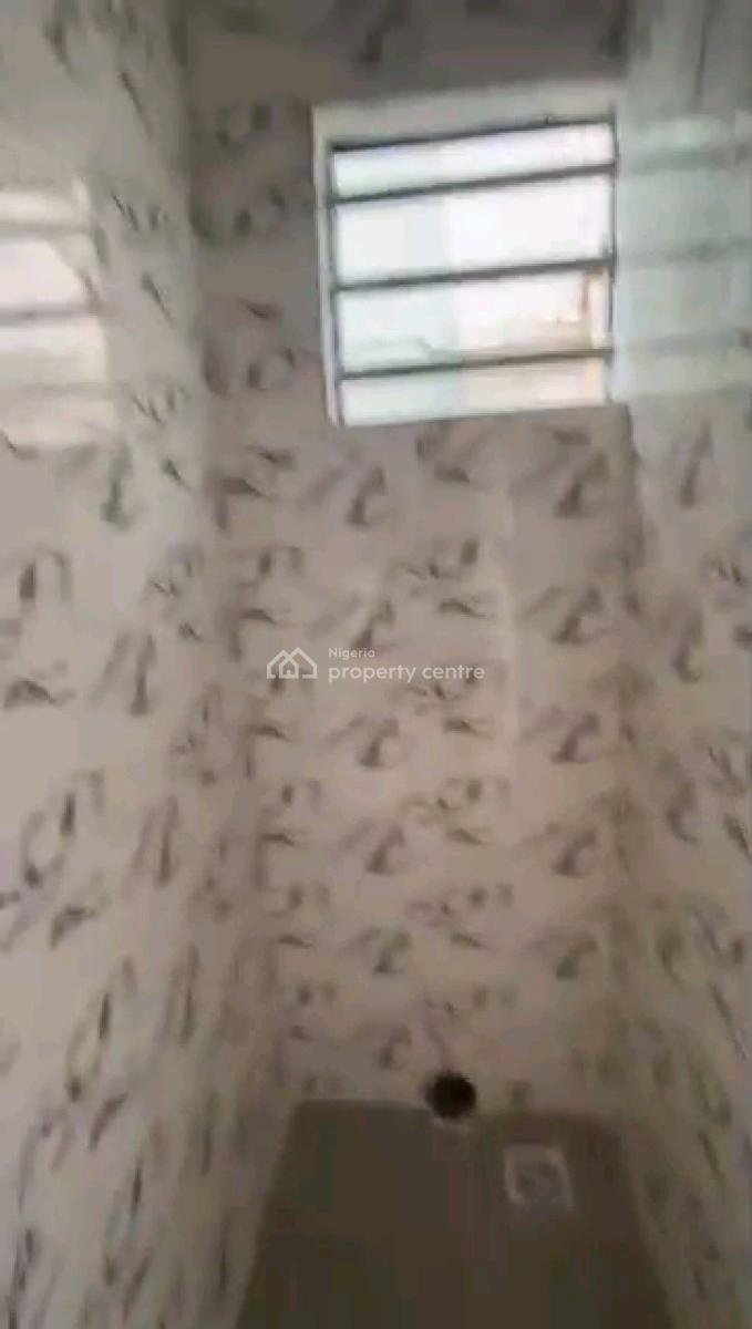 Newly Built Mini Upflat with 2t1b All Tilled with Kitchen Cabs, Ifako, Gbagada, Lagos, Mini Flat (room and Parlour) for Rent