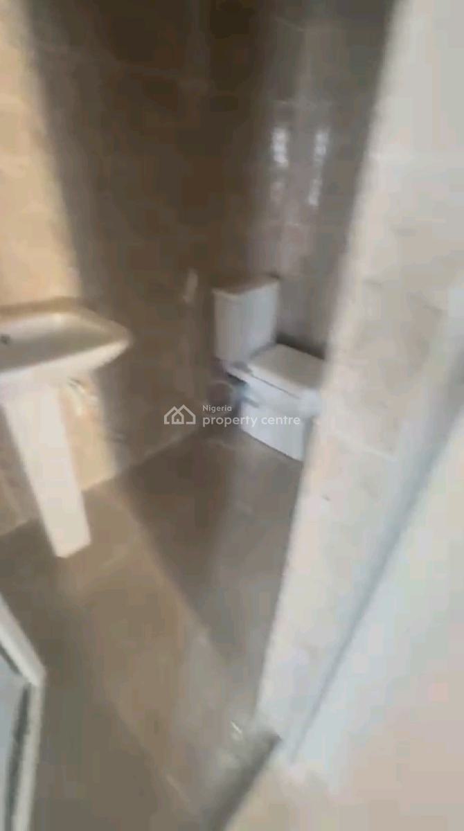 Newly Built and Modern 5 Units 2 Bedroom Apartment, Off Ayodele Okeowo, Soluyi, Gbagada, Lagos, Flat / Apartment for Rent