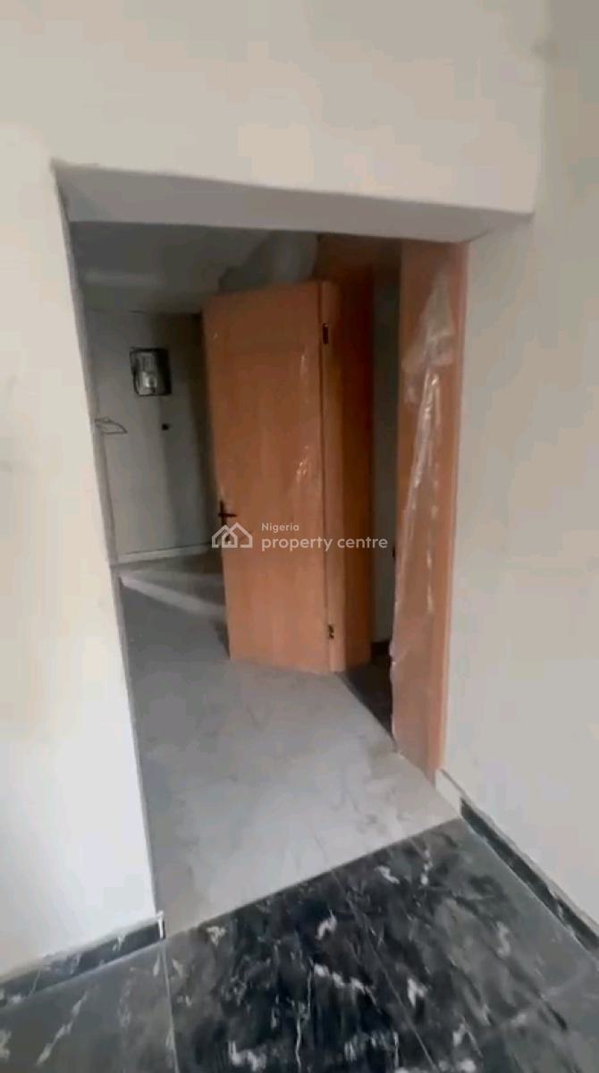 Newly Built and Modern 5 Units 2 Bedroom Apartment, Off Ayodele Okeowo, Soluyi, Gbagada, Lagos, Flat / Apartment for Rent