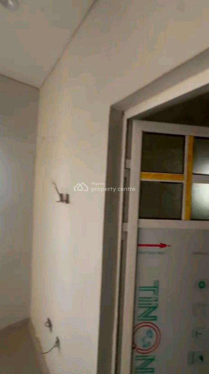 Newly Built and Modern 5 Units 2 Bedroom Apartment, Off Ayodele Okeowo, Soluyi, Gbagada, Lagos, Flat / Apartment for Rent