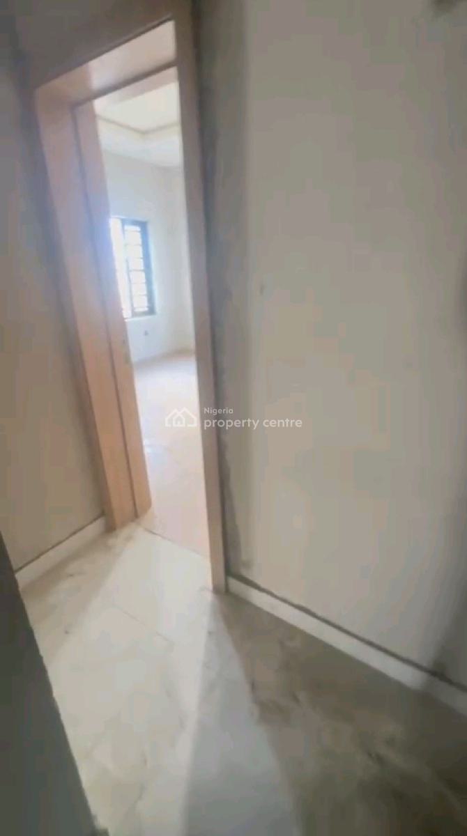 Newly Built and Modern 5 Units 2 Bedroom Apartment, Off Ayodele Okeowo, Soluyi, Gbagada, Lagos, Flat / Apartment for Rent