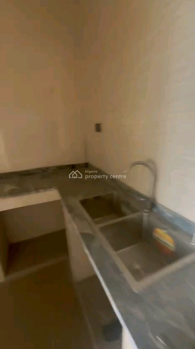 Newly Built and Modern 5 Units 2 Bedroom Apartment, Off Ayodele Okeowo, Soluyi, Gbagada, Lagos, Flat / Apartment for Rent