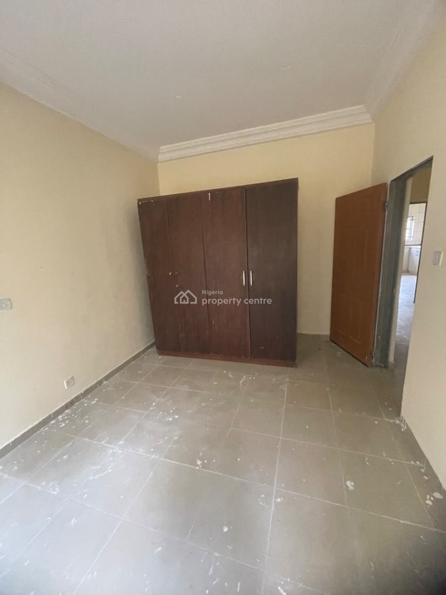 Spacious and Sharp 3 Bedroom Flat, Mobile Road, Ajah, Lagos, Flat / Apartment for Rent