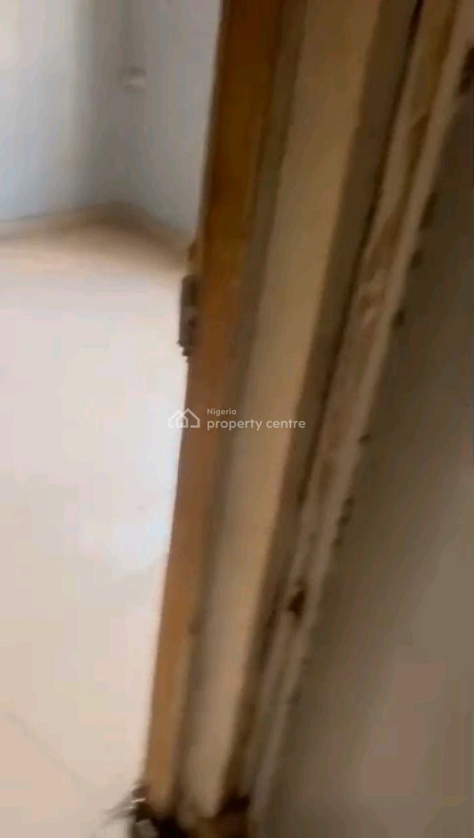 Standard Mini Flat, Onike, Yaba, Lagos, Mini Flat (room and Parlour) for Rent