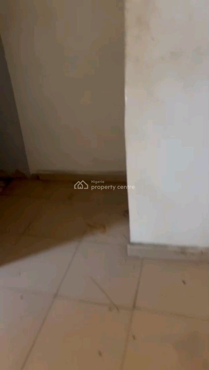 Standard Mini Flat, Onike, Yaba, Lagos, Mini Flat (room and Parlour) for Rent