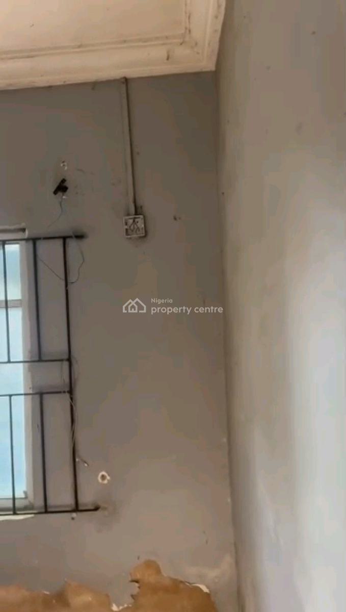 Standard Mini Flat, Onike, Yaba, Lagos, Mini Flat (room and Parlour) for Rent