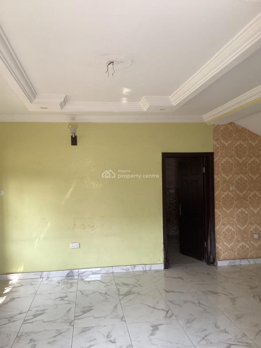 a Well Maintained 3 Bedroom Self Compound Duplex with a Bq, Off Admiralty, Lekki Phase 1, Lekki, Lagos, Semi-detached Duplex for Rent