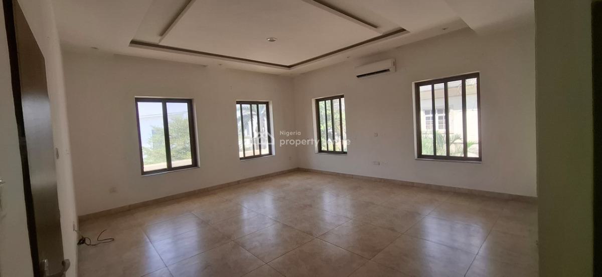 Three Bedroom Apartment with a Boys Quarters, Guzape District, Abuja, Flat / Apartment for Sale