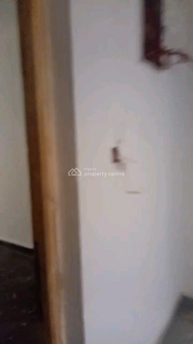 Newly Refurbished Decent 3 Bedroom Flat, Mende, Maryland, Lagos, Flat / Apartment for Rent