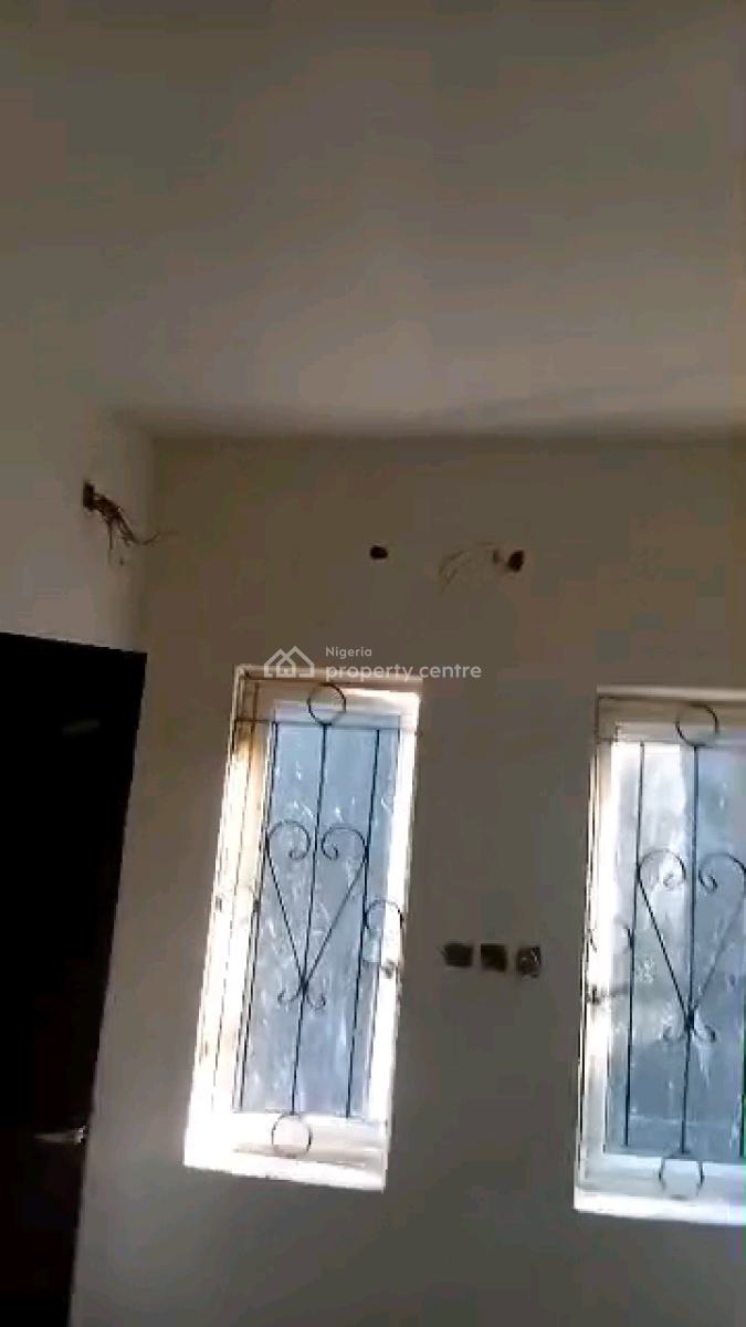 Newly Refurbished Decent 3 Bedroom Flat, Mende, Maryland, Lagos, Flat / Apartment for Rent