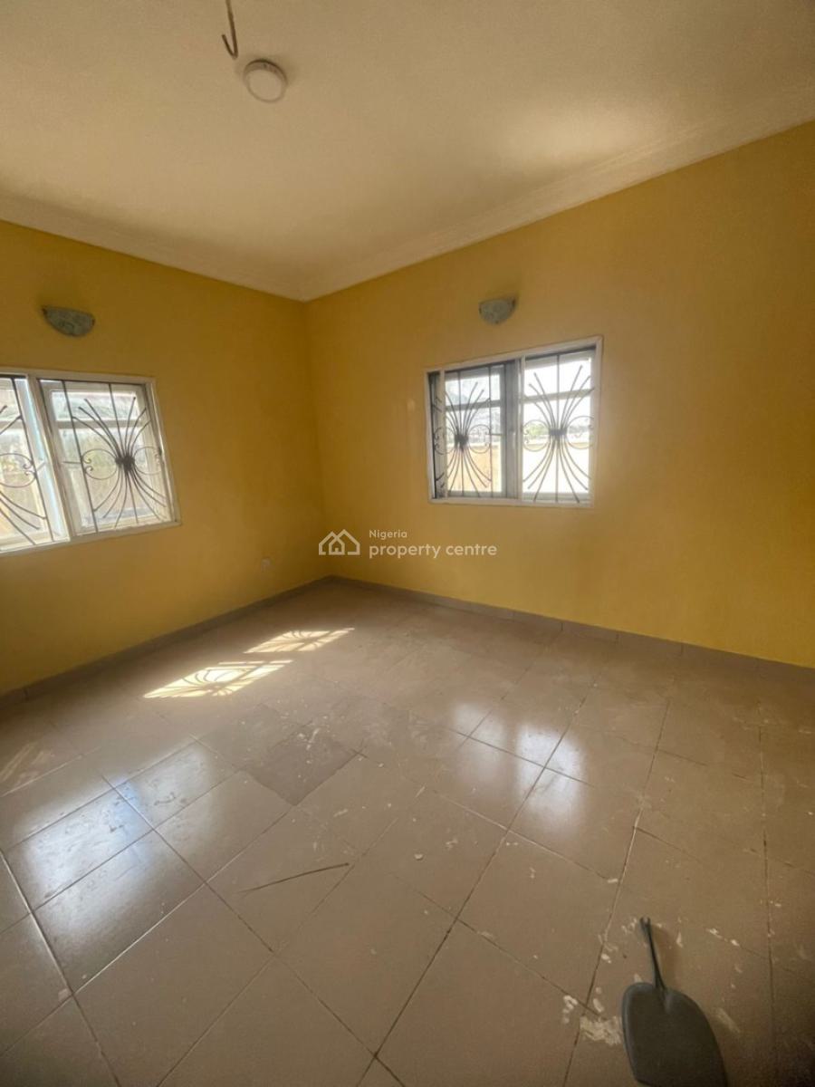 a Spacious and Sharp 3 Bedroom Apartment, Mobil Road, Ajah, Lagos, Flat / Apartment for Rent