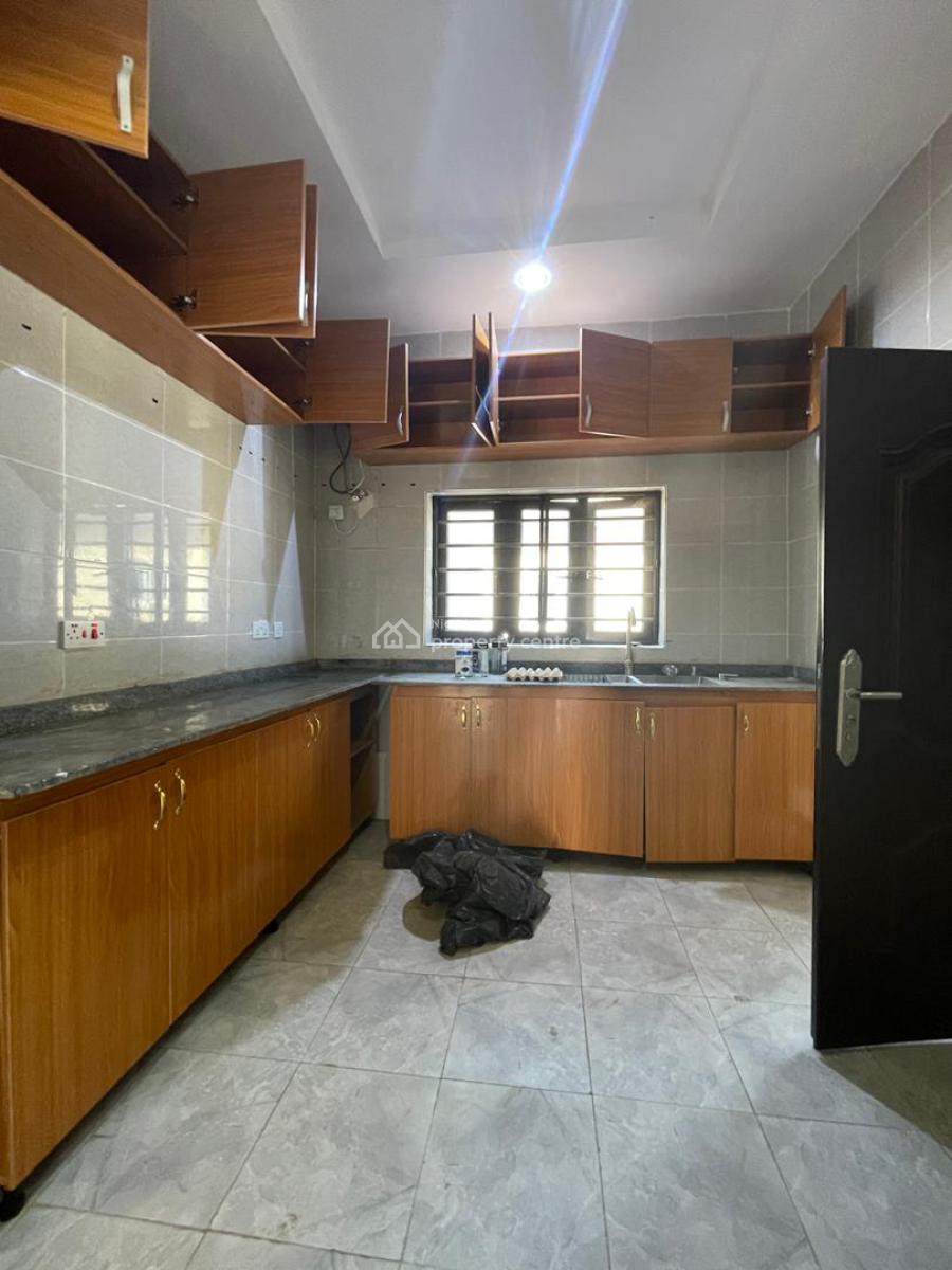 Lovely & Spacious 2 Bedroom Flat, After Berger Clinic By Nigerian Ghana School, Life Camp, Abuja, Flat / Apartment for Rent