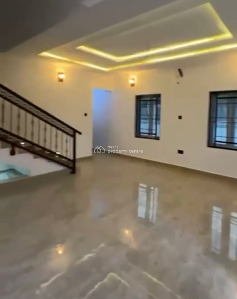 Newly Built Luxurious 4 Bedroom En-suite Terrace Duplex, Gaduwa, Abuja, Terraced Duplex for Sale