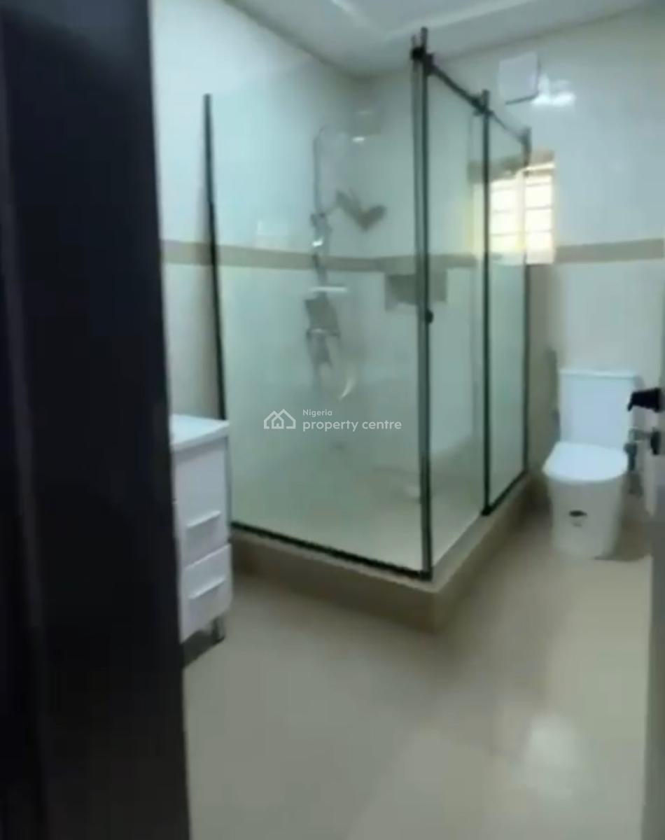 Newly Built Luxurious 4 Bedroom En-suite Terrace Duplex, Gaduwa, Abuja, Terraced Duplex for Sale